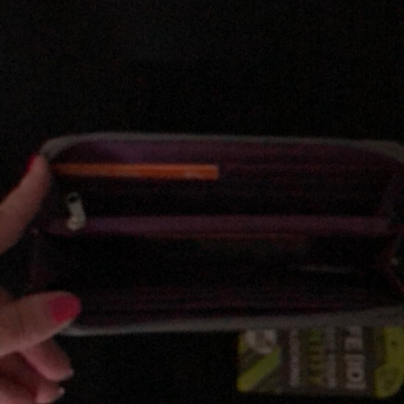 Wallet - Picture 2 of 2